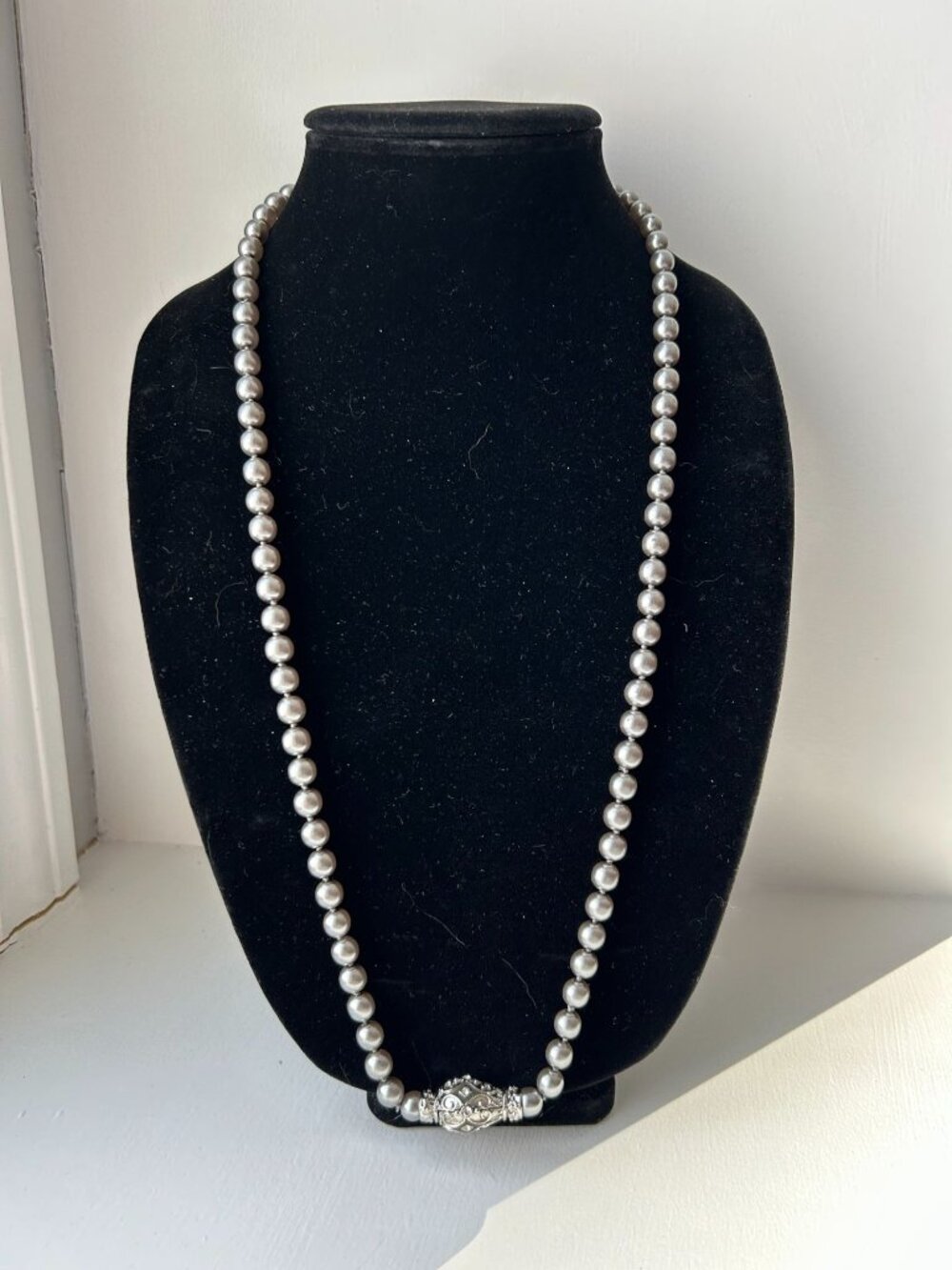 Joan Rivers Faux Pearl Necklace, Magnetic Clasp 31 3/4" long